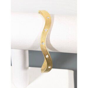 Gold Tone Matte Wavy Rhinestone Tennis Bracelet 6.5"‎